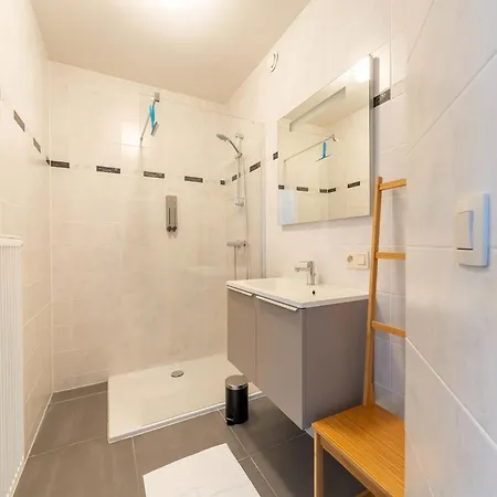 Cozy 2-room In The Center Of Ostend, Cleaning Included Apartment *