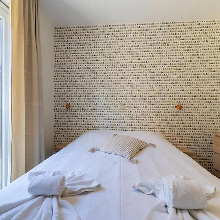 Chic Flat Near Beach, Cleaning Included Apartment Ostende