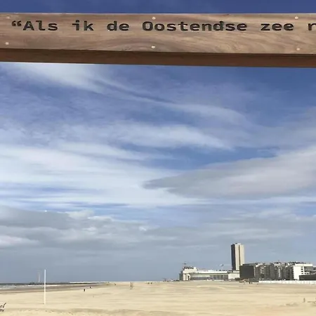 Chic Flat Near Beach, Cleaning Included * Oostende