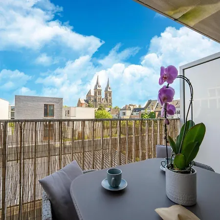 Apartment Chic Flat Near Beach, Cleaning Included Ostende